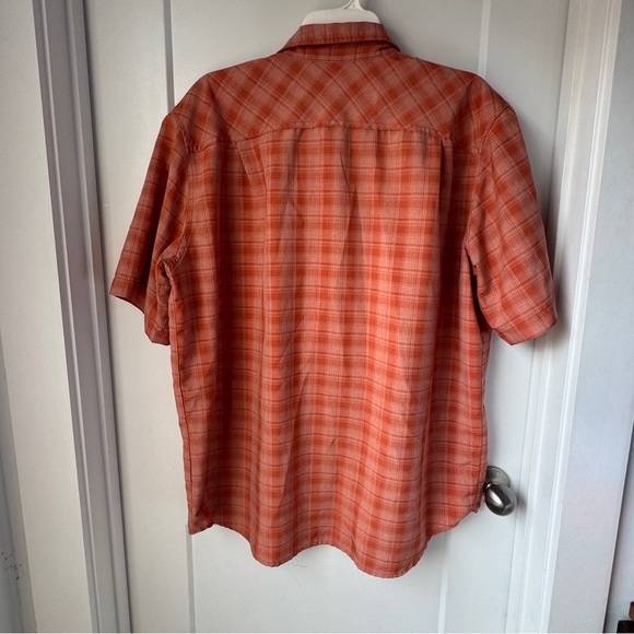 Orvis Men's Short Sleeve Tech Shirt XL Orange Plaid Quick Dry UPF30+ Polyester - Picture 13 of 13